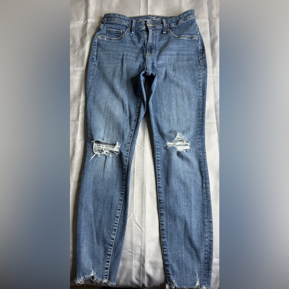 Universal Thread Light Blue Distressed Skinny Jeans